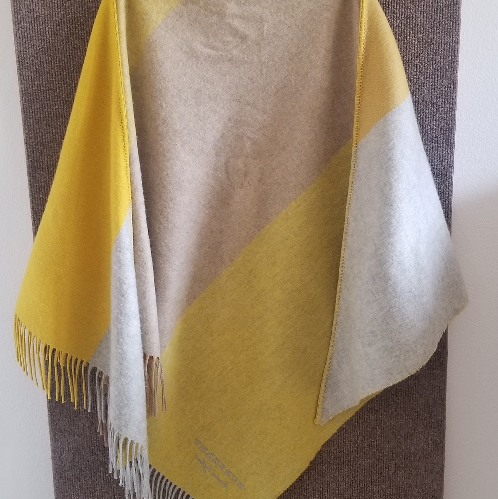 Burberry triangle cashmere women's scarf